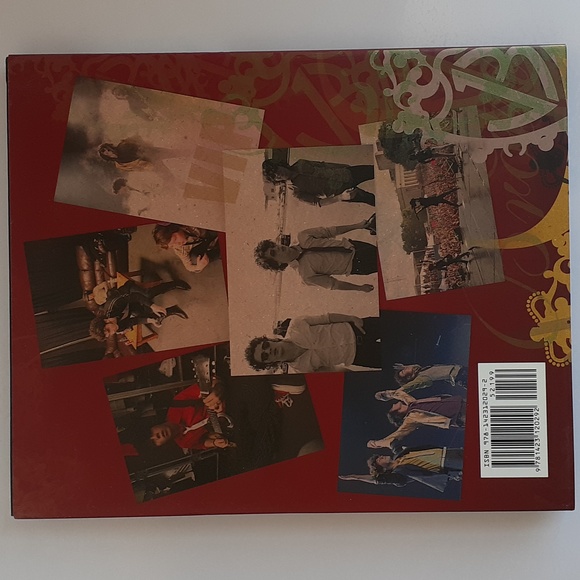 BURNING UP On Tour With The Jonas Brothers by Joe, Kevin & Nick Jonas NEW - Picture 3 of 14